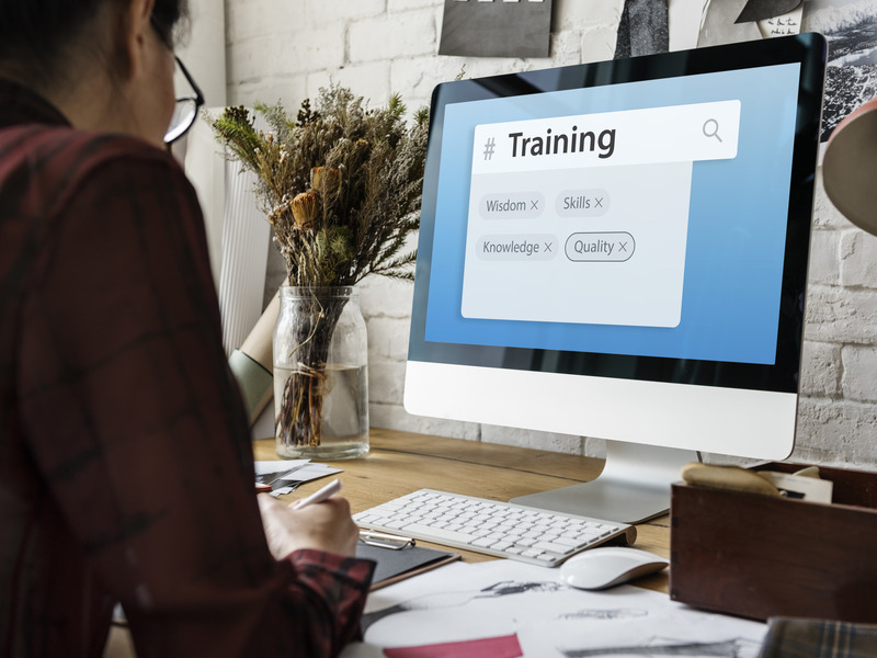 An individual taking part in an interactive online course on the e-invoicing implementation system in Malaysia. 